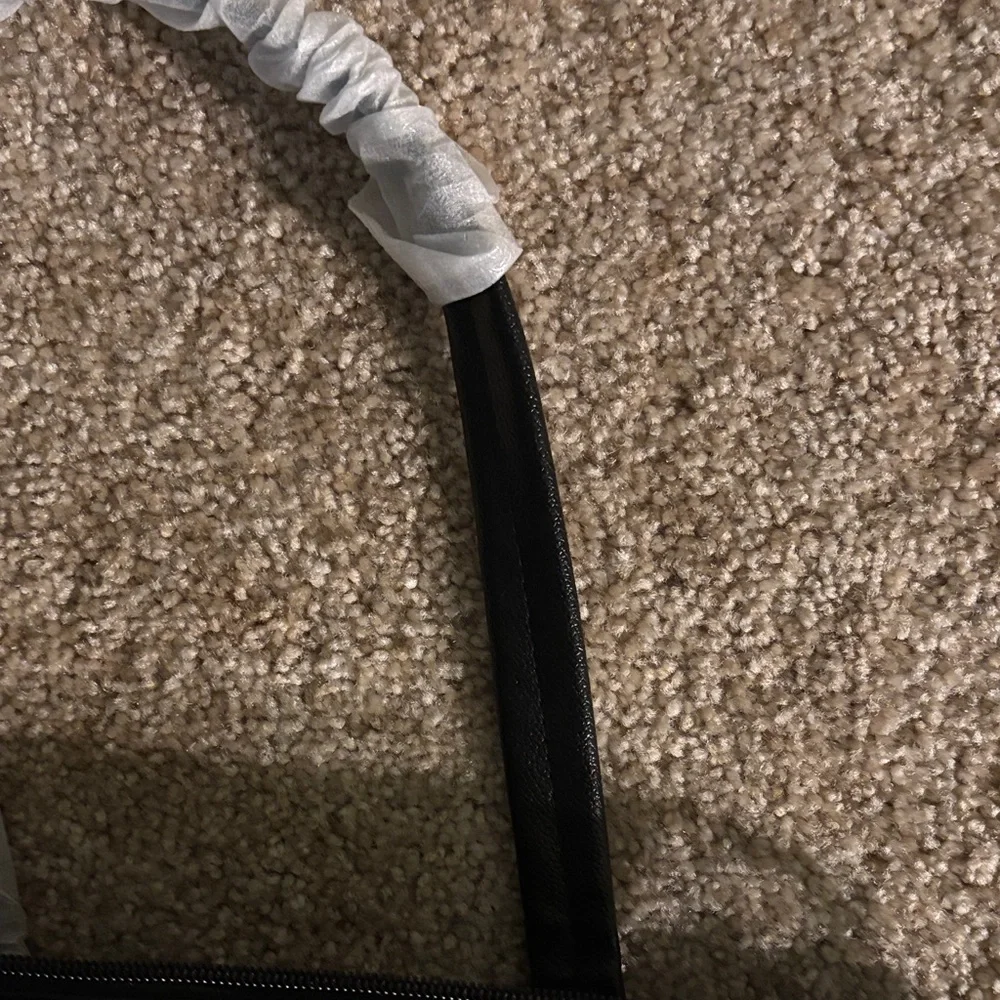 NWT  Black Women's Laptop Bag - Picture 5 of 15